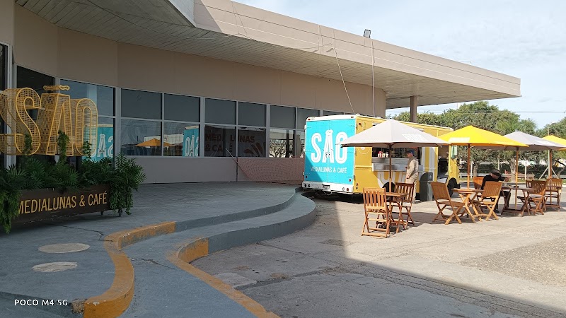 SÃO - Medialunas y Café