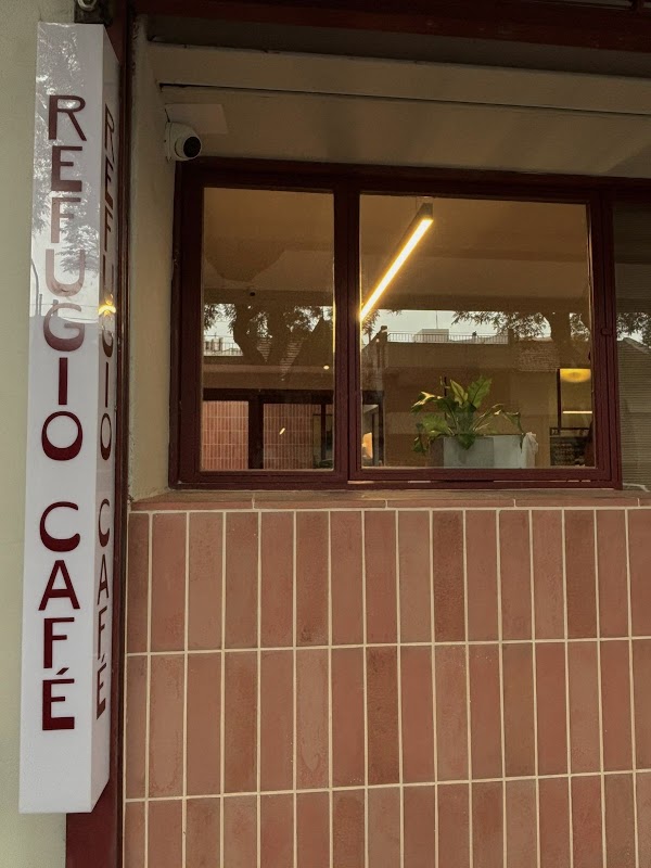 Refugio Café