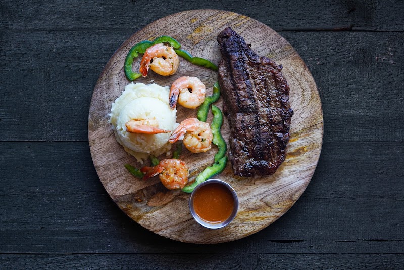 Suegra’s Molino Lounge