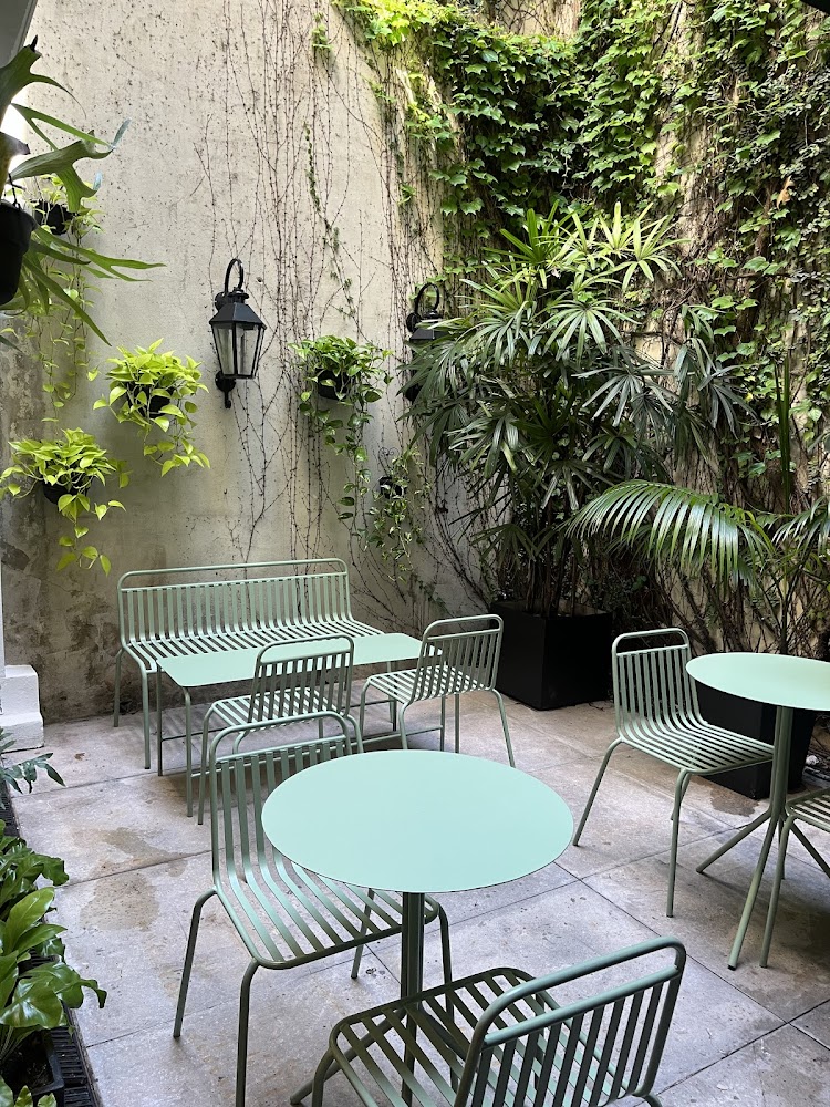 ZUZU Coffee & Deli by Maitre